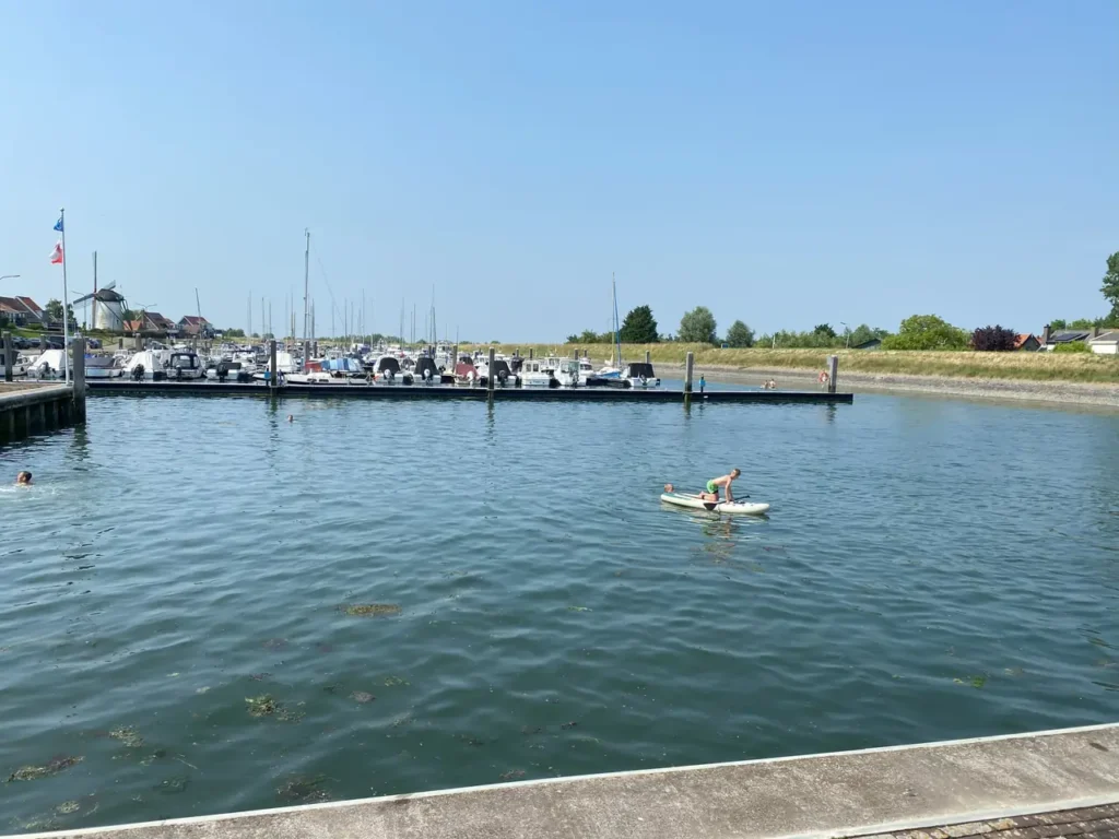 Havenzicht bij Stavenisse