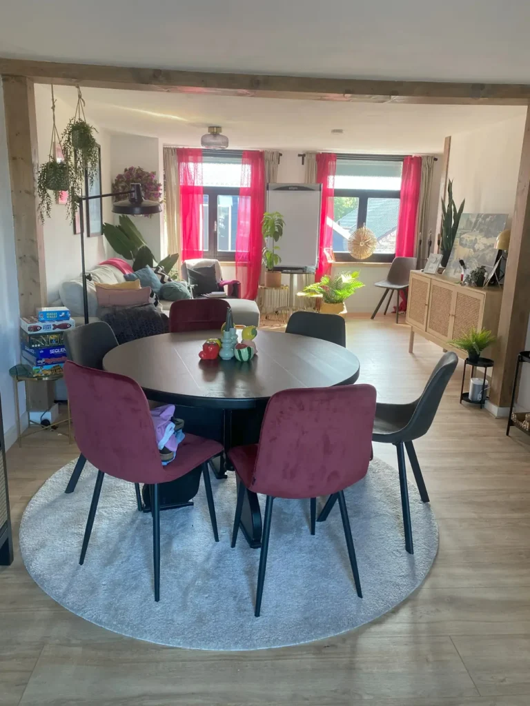 Trap en karakteristiek interieur